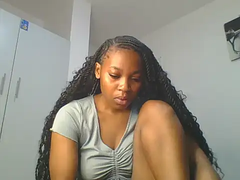 Snapshot of _Becky002 chatting on June 2026 09:57:02 AM Becky002 online show from June 2026 09:57:02 AM