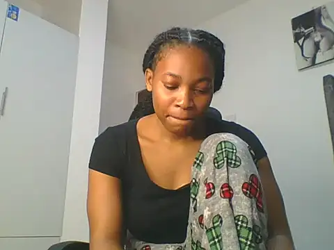 Snapshot of _Becky002 chatting on June 2026 10:26:01 AM Becky002 online show from June 2026 10:26:01 AM