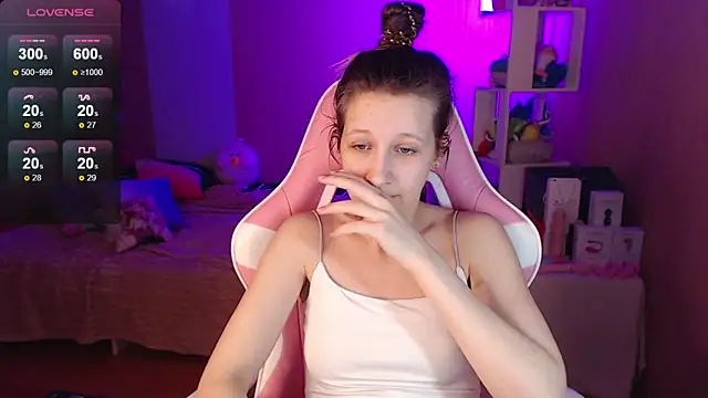 ur kitty   online show from January 2025 04:08:02 PM