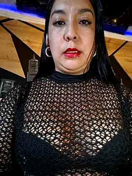 Bella keny online show from November 2025 06:08:01 PM