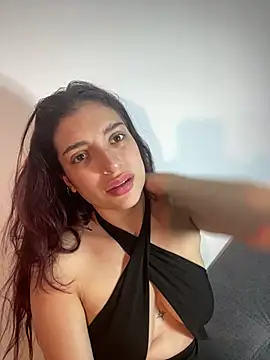 dakota le online show from April 2026 02:34:01 AM