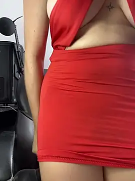 dakota le online show from April 2026 07:58:02 PM