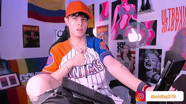 Snapshot of cinnamon_boyxxx chatting on February 2025 12:49:01 AM cinnamon boyxxx online show from February 2025 12:49:01 AM