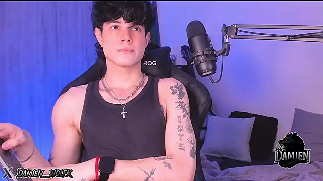 Snapshot of cinnamon_boyxxx chatting on September 2025 02:12:01 AM cinnamon boyxxx online show from September 2025 02:12:01 AM