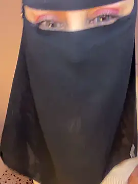 Snapshot of Jumanaa chatting on November 2025 08:51:01 PM Jumanaa online show from November 2025 08:51:01 PM