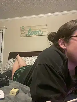 Snapshot of velvetta_ chatting on January 2025 06:20:02 AM velvetta online show from January 2025 06:20:02 AM