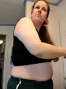 Snapshot of velvetta_ chatting on February 2025 08:21:01 PM velvetta online show from February 2025 08:21:01 PM