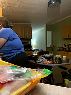 Snapshot of velvetta_ chatting on October 2025 10:32:02 PM velvetta online show from October 2025 10:32:02 PM