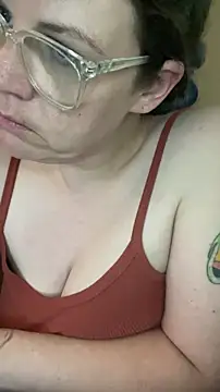 Snapshot of velvetta_ chatting on November 2025 07:37:01 PM velvetta online show from November 2025 07:37:01 PM