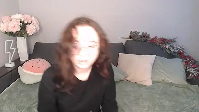 Mini Diva online show from January 2025 09:04:02 AM