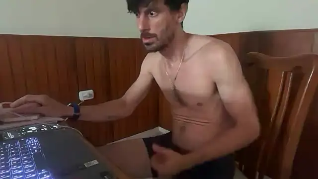 nicolaaaaas online show from February 2026 06:22:01 AM