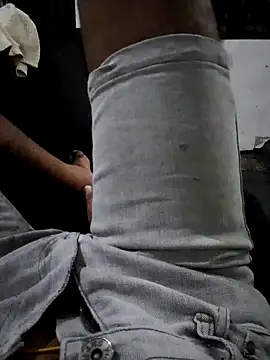 Heman100492 online show from February 2025 05:47:02 PM