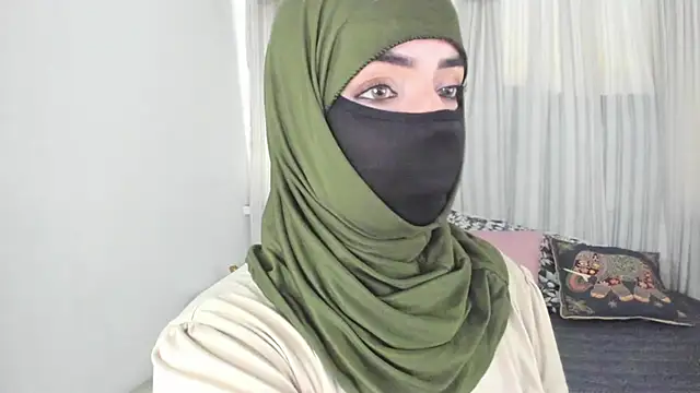 Snapshot of Uzra_hayed chatting on July 2026 03:03:02 PM Uzra hayed online show from July 2026 03:03:02 PM
