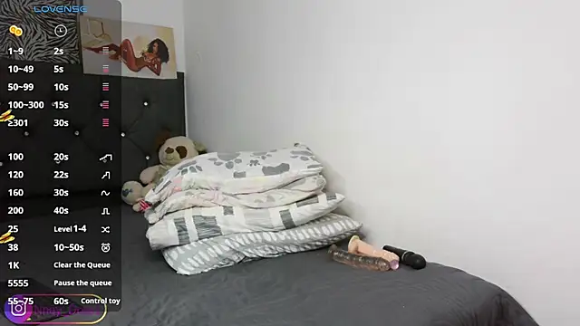 Nayah Dussa1 online show from January 2025 01:03:01 AM