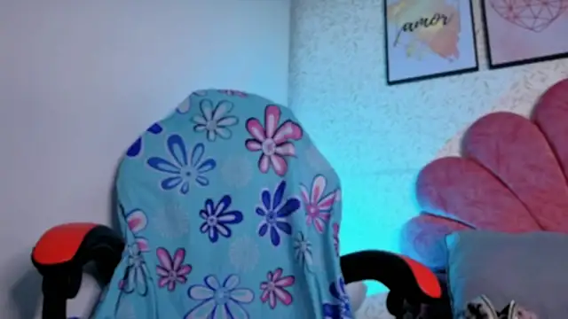 luly pink online show from June 2026 04:04:02 AM