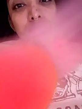 VictoireFeller online show from October 2025 04:09:02 AM