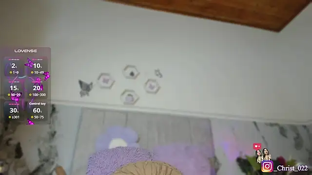 Snapshot of christal_cutee chatting on April 2026 04:46:02 AM christal cutee online show from April 2026 04:46:02 AM