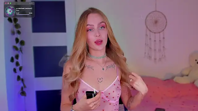 Snapshot of Kamila_icee chatting on March 2025 07:16:01 PM Kamila icee online show from March 2025 07:16:01 PM