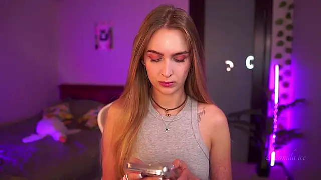 Snapshot of Kamila_icee chatting on September 2025 07:15:01 PM Kamila icee online show from September 2025 07:15:01 PM