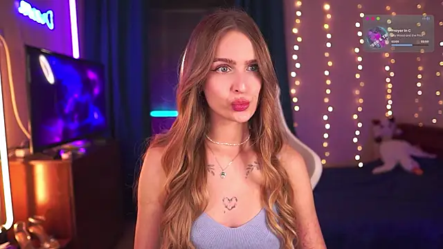 Snapshot of Kamila_icee chatting on November 2025 09:36:02 PM Kamila icee online show from November 2025 09:36:02 PM