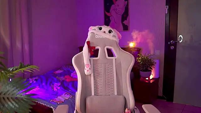 Snapshot of Kamila_icee chatting on February 2026 08:27:01 PM Kamila icee online show from February 2026 08:27:01 PM