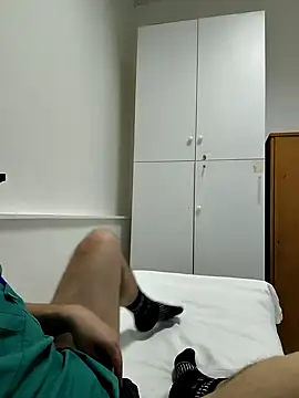 onbifeet online show from March 2025 03:29:01 PM