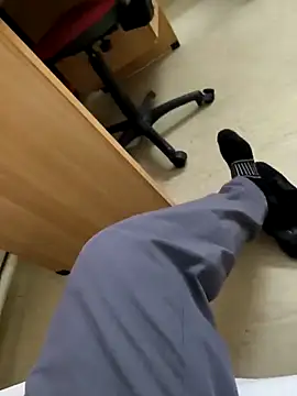 onbifeet online show from March 2025 06:12:02 PM