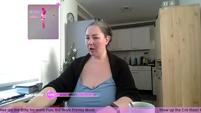 MilfGina online show from December 2025 12:14:02 PM