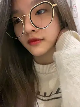 Krixxi22 online show from February 2025 02:59:01 PM