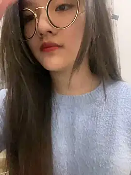 Krixxi22 online show from February 2025 04:03:02 PM