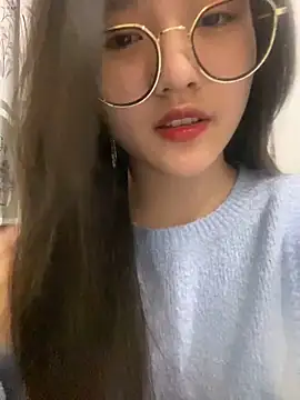 Krixxi22 online show from February 2025 03:26:02 PM