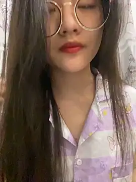 Krixxi22 online show from March 2025 03:58:02 PM