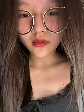 Krixxi22 online show from September 2025 02:17:02 PM