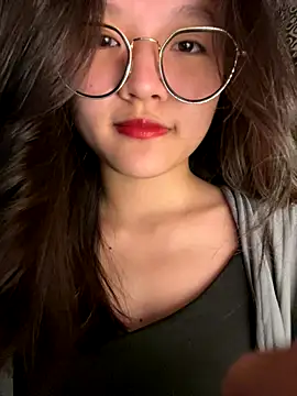 Krixxi22 online show from September 2025 01:55:01 PM