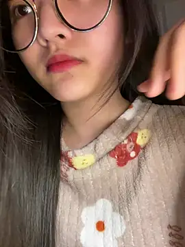 Krixxi22 online show from February 2026 03:38:01 PM