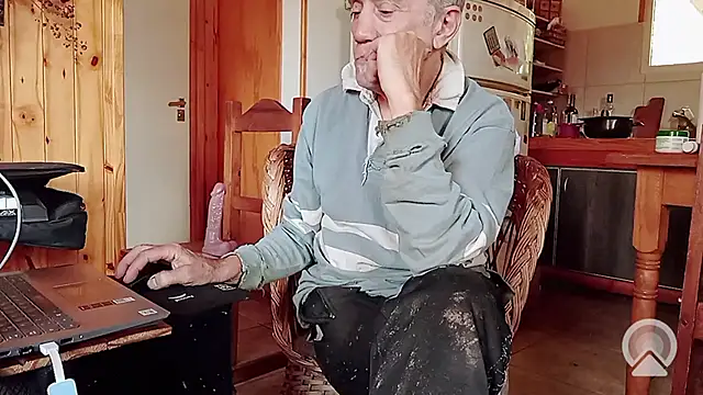 papifacu online show from September 2025 04:55:02 PM