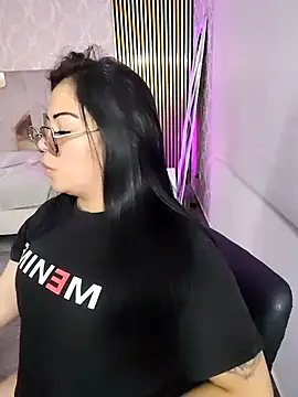 martinna tay online show from March 2026 03:23:02 AM