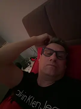 Snapshot of Britmi chatting on March 2025 07:43:02 AM Britmi online show from March 2025 07:43:02 AM