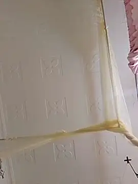 LOVELY-2BERRY online show from February 2026 05:00:02 AM