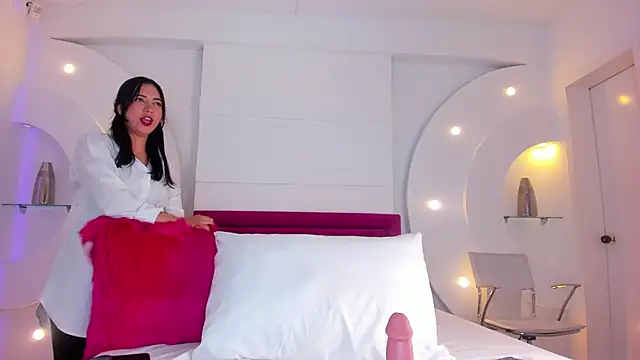 AliceHanz online show from December 2024 04:04:01 AM