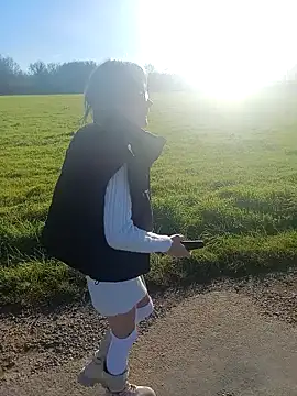 Timide girl2 online show from December 2024 01:54:02 PM