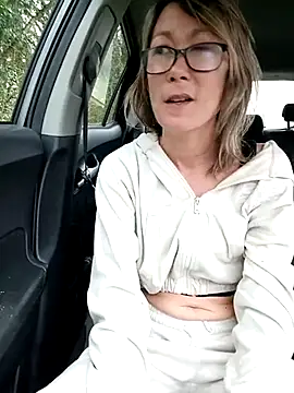 Timide girl2 online show from February 2025 03:01:02 PM