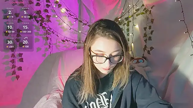 monlight  dana online show from December 2024 01:29:01 PM