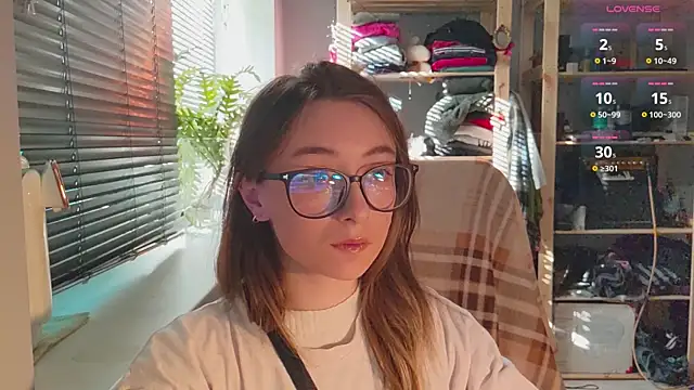 monlight  dana online show from March 2025 01:29:01 PM