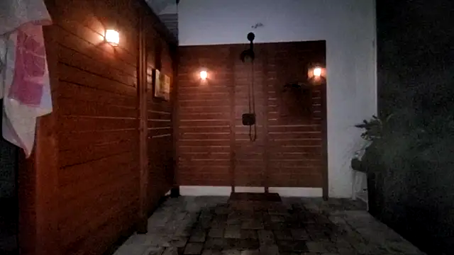 theclubist111 online show from September 2025 12:00:02 AM