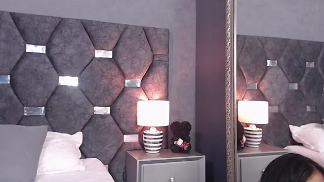 ScarletLenox online show from June 2026 11:34:02 AM