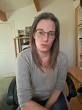 SpiceLea online show from December 2024 02:54:01 PM