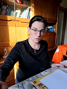 SpiceLea online show from January 2025 02:55:01 PM