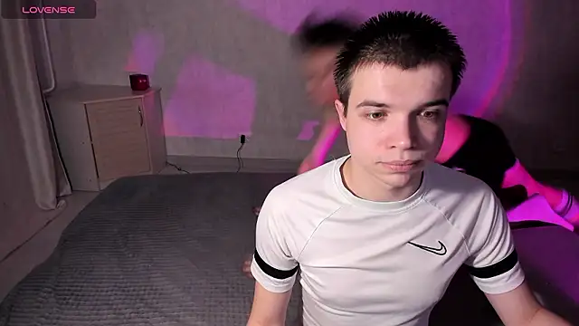 Snapshot of tailer_ chatting on February 2026 07:17:02 PM tailer online show from February 2026 07:17:02 PM