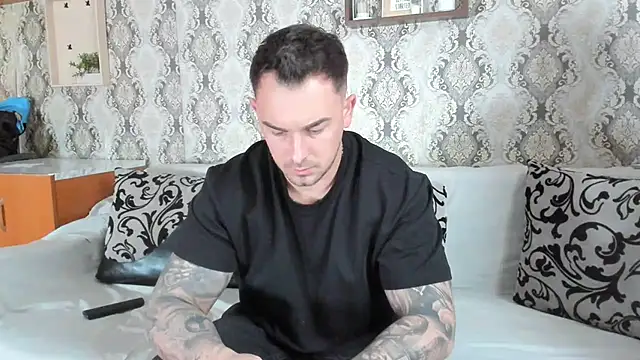 Jonmusclemaster online show from February 2025 12:33:02 PM